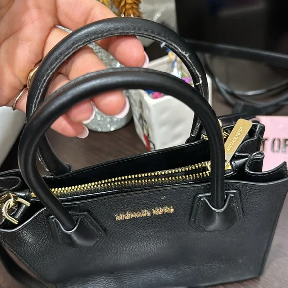 🖤MICHAEL KORS
Leather Handle Bag - Picture 6 of 9